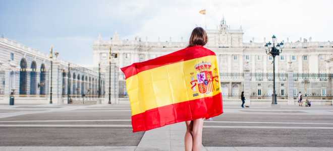 Как переехать на ПМЖ в Испанию из России?